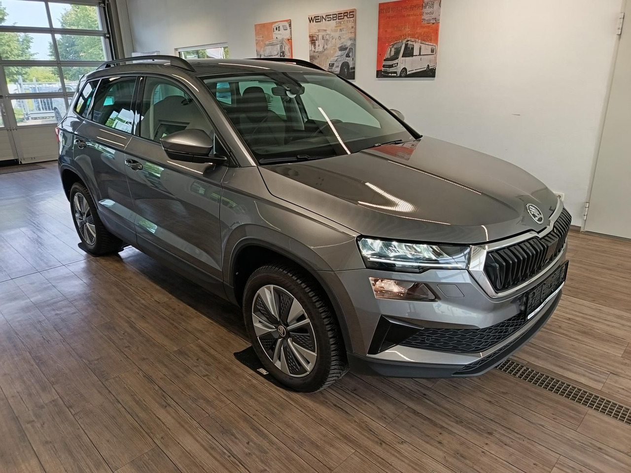 Skoda Karoq Style 1,5TSI DSG*AHK-VORBER*NAVI*LED*R-KAM - SUV/ Todoterreno: foto 3 Skoda Karoq Style 1,5TSI DSG*AHK-VORBER*NAVI*LED*R-KAM - SUV/ Todoterreno: foto 3