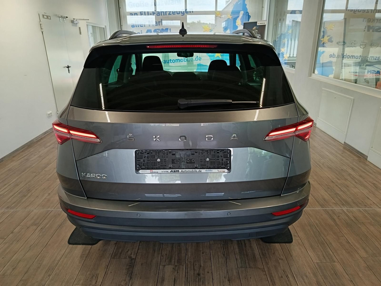 Skoda Karoq Style 1,5TSI DSG*AHK-VORBER*NAVI*LED*R-KAM - SUV/ Todoterreno: foto 5 Skoda Karoq Style 1,5TSI DSG*AHK-VORBER*NAVI*LED*R-KAM - SUV/ Todoterreno: foto 5