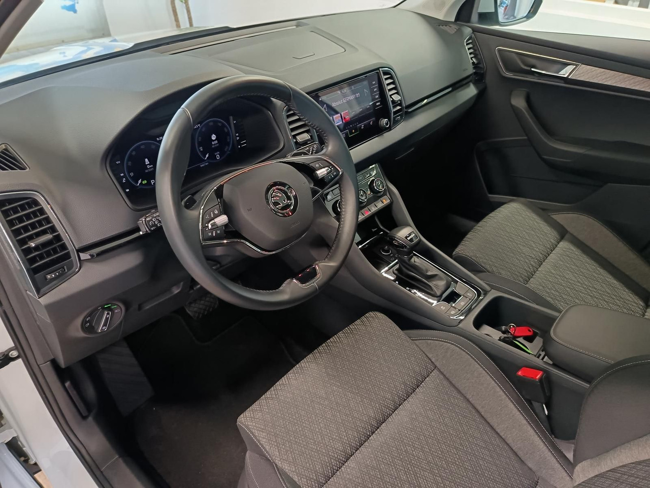 SUV/ Todoterreno Skoda Karoq Style 1,5TSI DSG*AHK-VORBER*NAVI*LED*R-KAM: foto 22