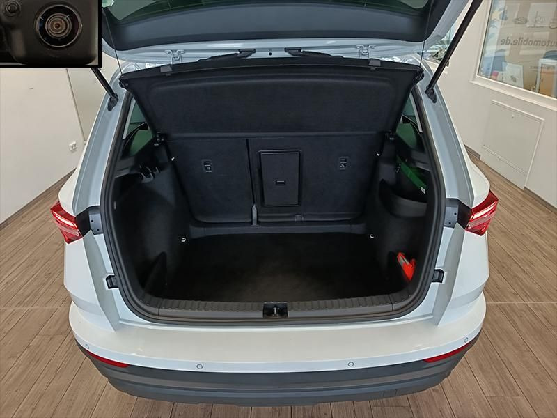 SUV/ Todoterreno Skoda Karoq Style 1,5TSI DSG*AHK-VORBER*NAVI*LED*R-KAM: foto 6