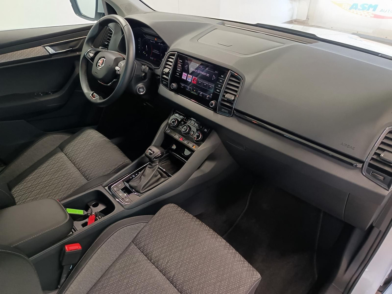SUV/ Todoterreno Skoda Karoq Style 1,5TSI DSG*AHK-VORBER*NAVI*LED*R-KAM: foto 21