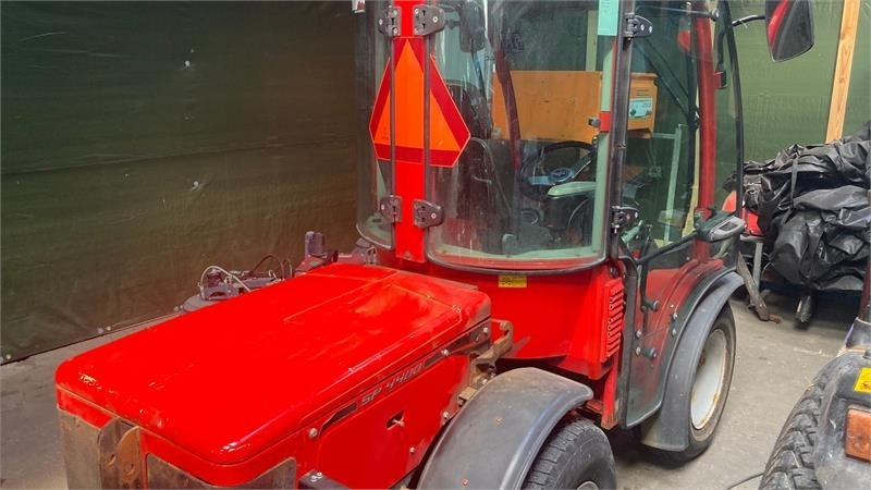 Carraro SP 4400 - Tractor municipal: foto 2 Carraro SP 4400 - Tractor municipal: foto 2