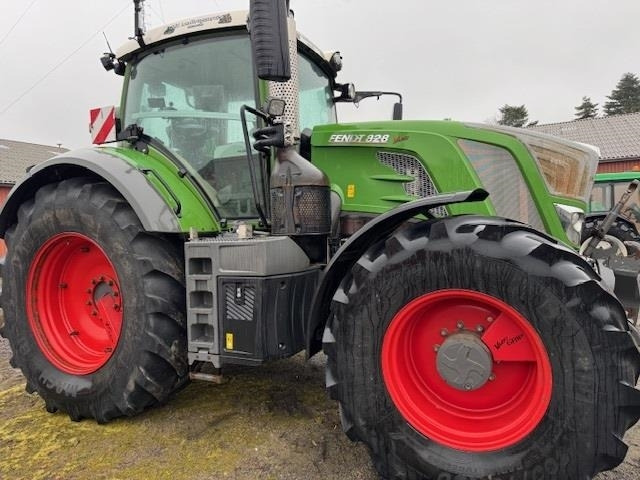Fendt 828 Vario S4 Profi - Tractor: foto 2 Fendt 828 Vario S4 Profi - Tractor: foto 2