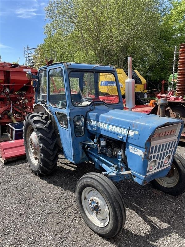 Ford 2000 - Tractor: foto 2 Ford 2000 - Tractor: foto 2