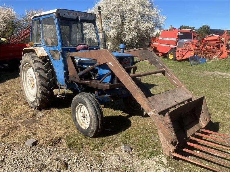 Ford 4000 Med frontlæsser  - Tractor: foto 2 Ford 4000 Med frontlæsser  - Tractor: foto 2