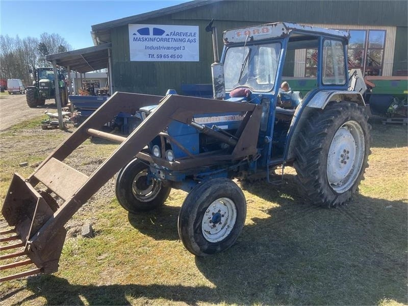 Ford 4000 Med frontlæsser  - Tractor: foto 1 Ford 4000 Med frontlæsser  - Tractor: foto 1