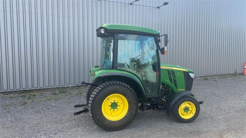John Deere 3033 R - Tractor: foto 3 John Deere 3033 R - Tractor: foto 3