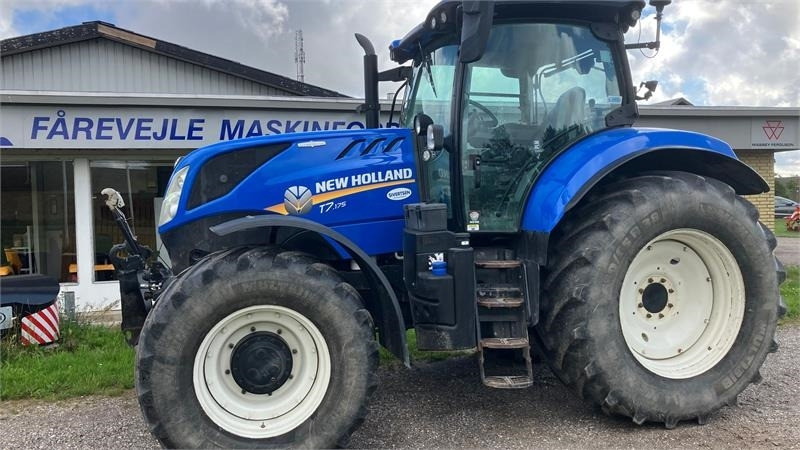 New Holland T7.175 Auto Command - Tractor: foto 1 New Holland T7.175 Auto Command - Tractor: foto 1