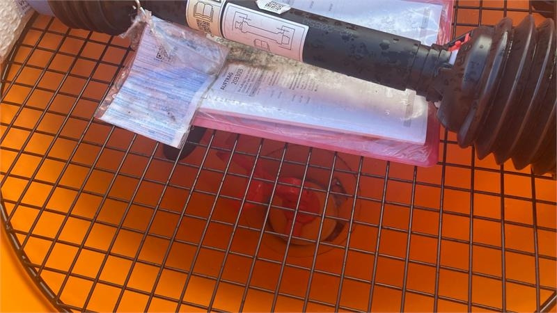 Rauch SA 360 PTO - Esparcidor de sal para Vehículo municipal: foto 3 Rauch SA 360 PTO - Esparcidor de sal para Vehículo municipal: foto 3