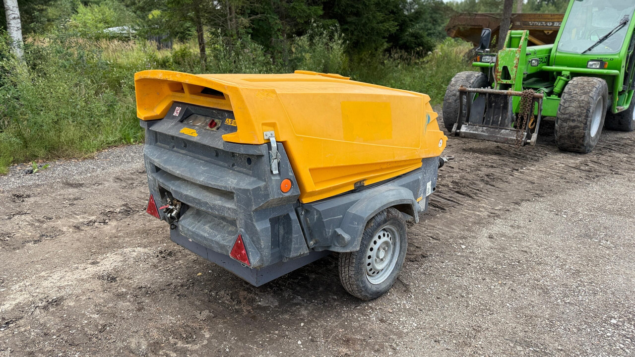 ATLAS COPCO XAS67KD - Compresor de aire: foto 3 ATLAS COPCO XAS67KD - Compresor de aire: foto 3