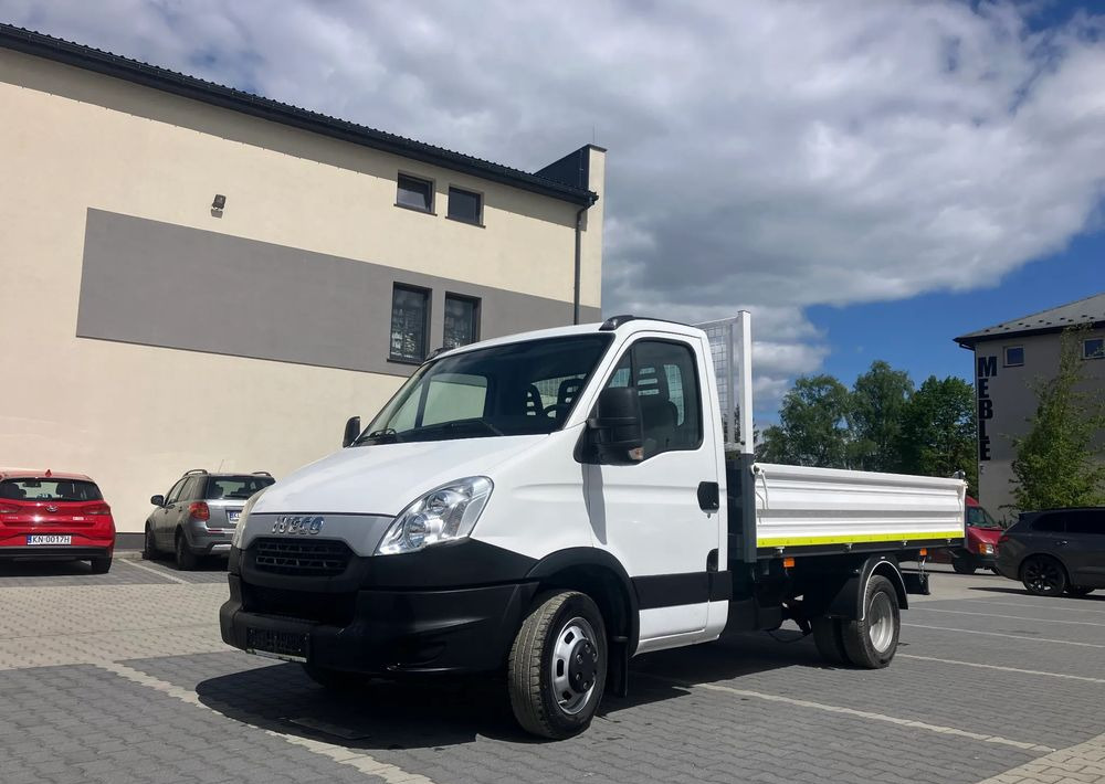 Iveco Iveco daily 35C13 wywrotka solidny kiper - Furgoneta basculante: foto 3 Iveco Iveco daily 35C13 wywrotka solidny kiper - Furgoneta basculante: foto 3