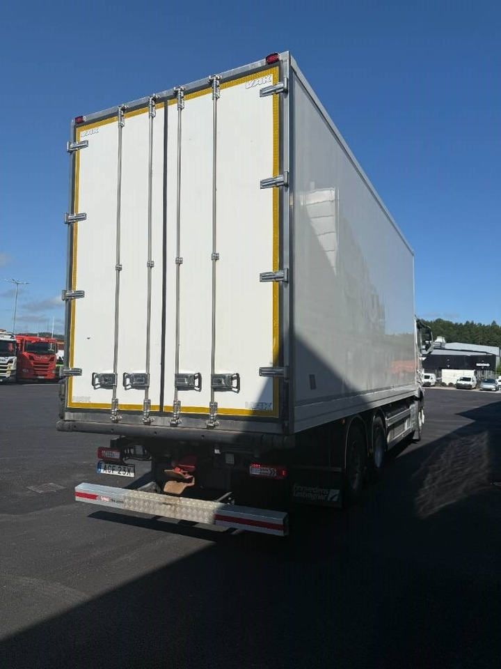 Volvo FH 540 6x2 - Camión caja cerrada: foto 4 Volvo FH 540 6x2 - Camión caja cerrada: foto 4