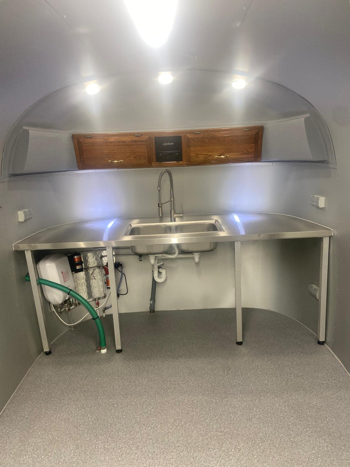 Leasing para 1992 Airstream Classic 1992 Airstream Classic – Fully Rebuilt Vintage Travel Trailer 1992 Airstream Classic 1992 Airstream Classic – Fully Rebuilt Vintage Travel Trailer: foto 21