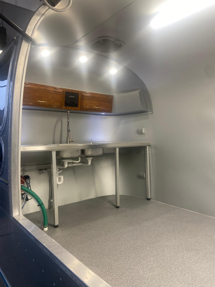 Leasing para 1992 Airstream Classic 1992 Airstream Classic – Fully Rebuilt Vintage Travel Trailer 1992 Airstream Classic 1992 Airstream Classic – Fully Rebuilt Vintage Travel Trailer: foto 24