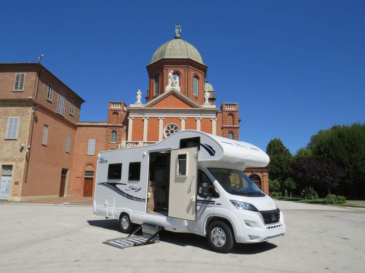 Leasing para Fiat Ducato RETRACTABLE PLATFORM (300KG CAPACITY) Fiat Ducato RETRACTABLE PLATFORM (300KG CAPACITY): foto 9