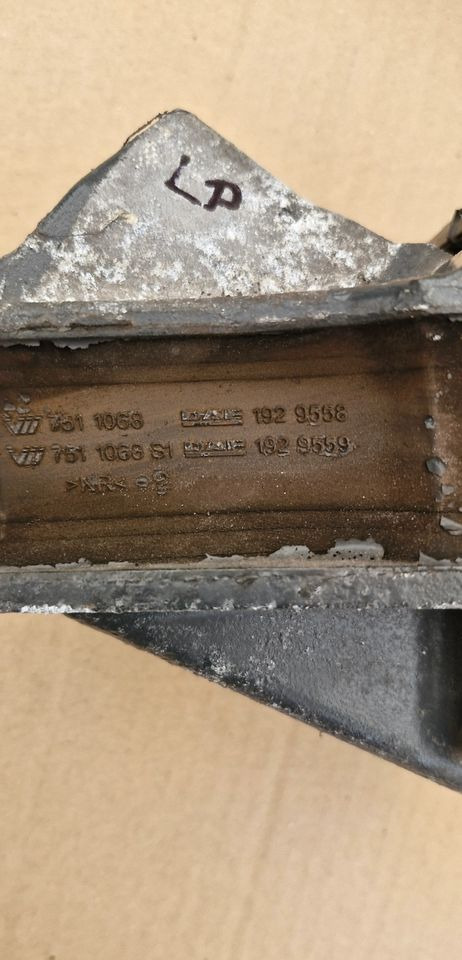 DAF XF 106 EURO 6 MX13 PODUSZKA SILNIKA PRZÓD - Motor para Camión: foto 2 DAF XF 106 EURO 6 MX13 PODUSZKA SILNIKA PRZÓD - Motor para Camión: foto 2