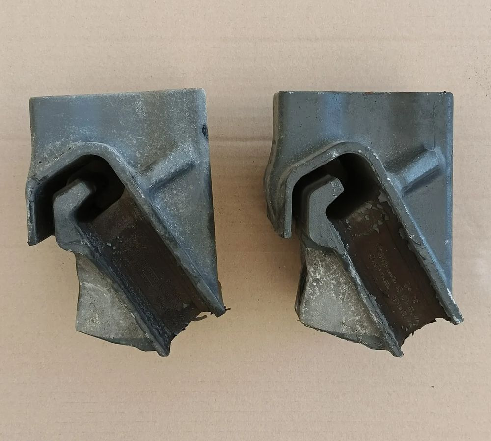 DAF XF 106 EURO 6 MX13 PODUSZKA SILNIKA PRZÓD - Motor para Camión: foto 1 DAF XF 106 EURO 6 MX13 PODUSZKA SILNIKA PRZÓD - Motor para Camión: foto 1