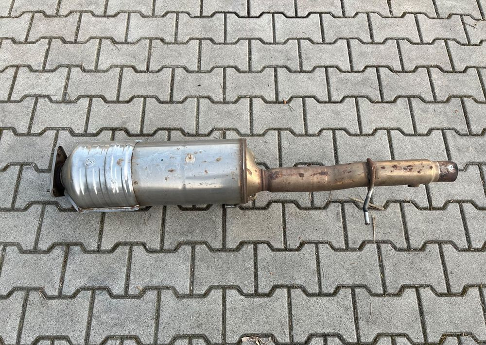 Katalizator Iveco Daily 3.0 DPF 5801559180 - Convertidor catalítico: foto 1 Katalizator Iveco Daily 3.0 DPF 5801559180 - Convertidor catalítico: foto 1