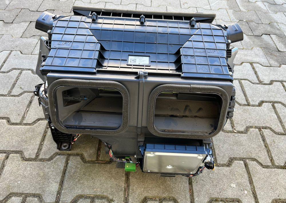 Nagrzewnica DAF XF 106 euro 6 lift dmuchawa - Calefacción/ Ventilación para Camión: foto 3 Nagrzewnica DAF XF 106 euro 6 lift dmuchawa - Calefacción/ Ventilación para Camión: foto 3