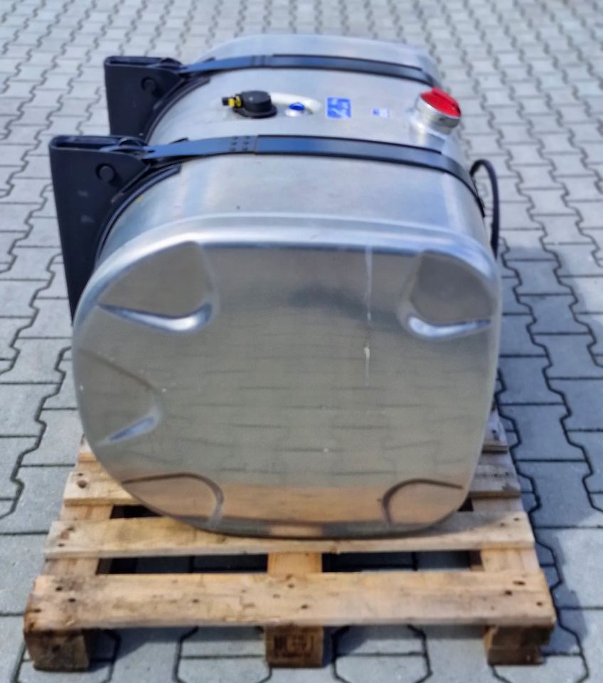 SCANIA R S ZBIORNIK PALIWA 395L NOWY - Sistema de combustible: foto 3 SCANIA R S ZBIORNIK PALIWA 395L NOWY - Sistema de combustible: foto 3