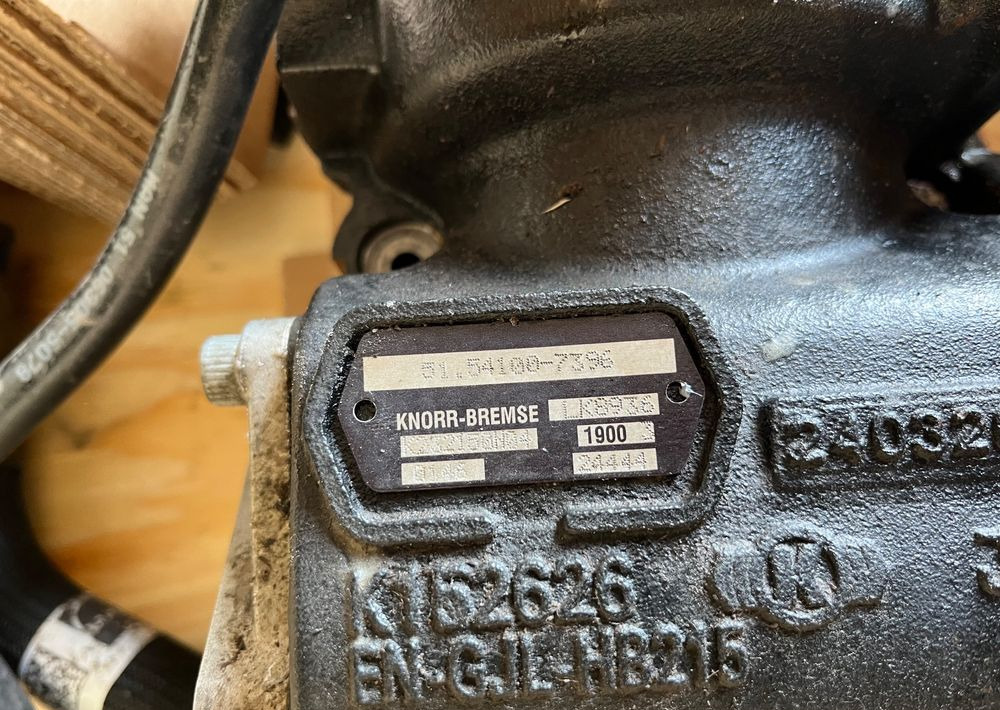 Sprężarka powietrza MAN TGX TGS euro 6 kompresor D26 - Motor para Camión: foto 3 Sprężarka powietrza MAN TGX TGS euro 6 kompresor D26 - Motor para Camión: foto 3