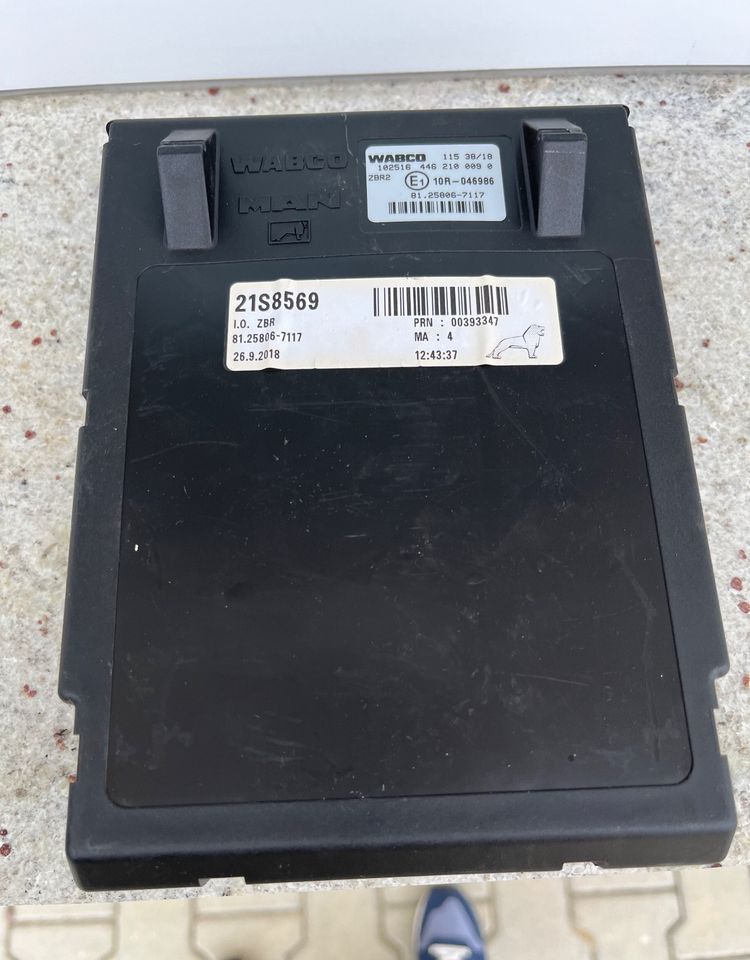 Sterownik ZBR 2 MAN TGX TGS euro 6 komputer - Unidad de control para Camión: foto 1 Sterownik ZBR 2 MAN TGX TGS euro 6 komputer - Unidad de control para Camión: foto 1