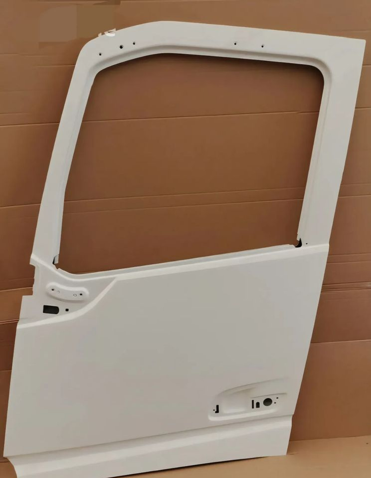 VOLVO FH4 FH5 DRZWI LEWE - Puerta y piezas para Camión: foto 1 VOLVO FH4 FH5 DRZWI LEWE - Puerta y piezas para Camión: foto 1