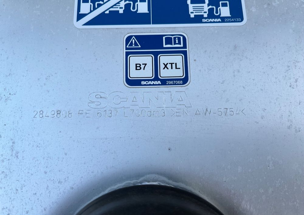 Zbiornik paliwa Scania Super R S 700 L kompletny bak NGS NGR - Sistema de combustible para Camión: foto 5 Zbiornik paliwa Scania Super R S 700 L kompletny bak NGS NGR - Sistema de combustible para Camión: foto 5