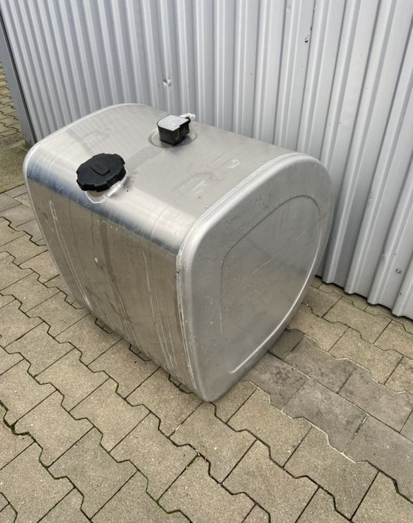 Zbiornik paliwa Volvo FH FM Renault 285 litrów jak NOWY bak - Depósito de combustible para Camión: foto 2 Zbiornik paliwa Volvo FH FM Renault 285 litrów jak NOWY bak - Depósito de combustible para Camión: foto 2