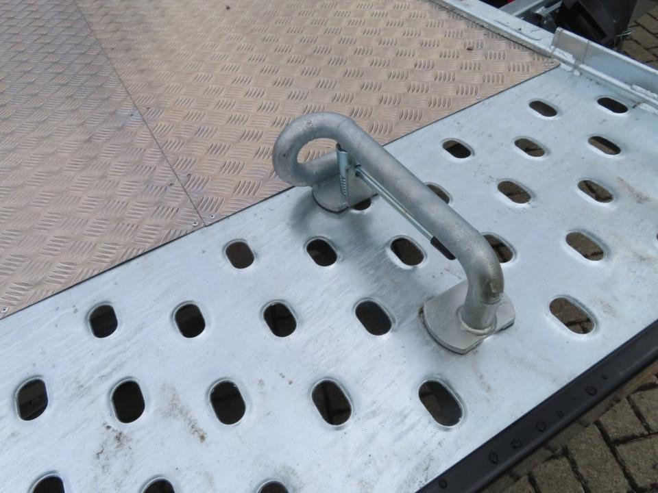 Böckmann PKW-Anhänger, Autotransporter 3,5to. E-Winde 100 km/h - Remolque portavehículos: foto 5 Böckmann PKW-Anhänger, Autotransporter 3,5to. E-Winde 100 km/h - Remolque portavehículos: foto 5