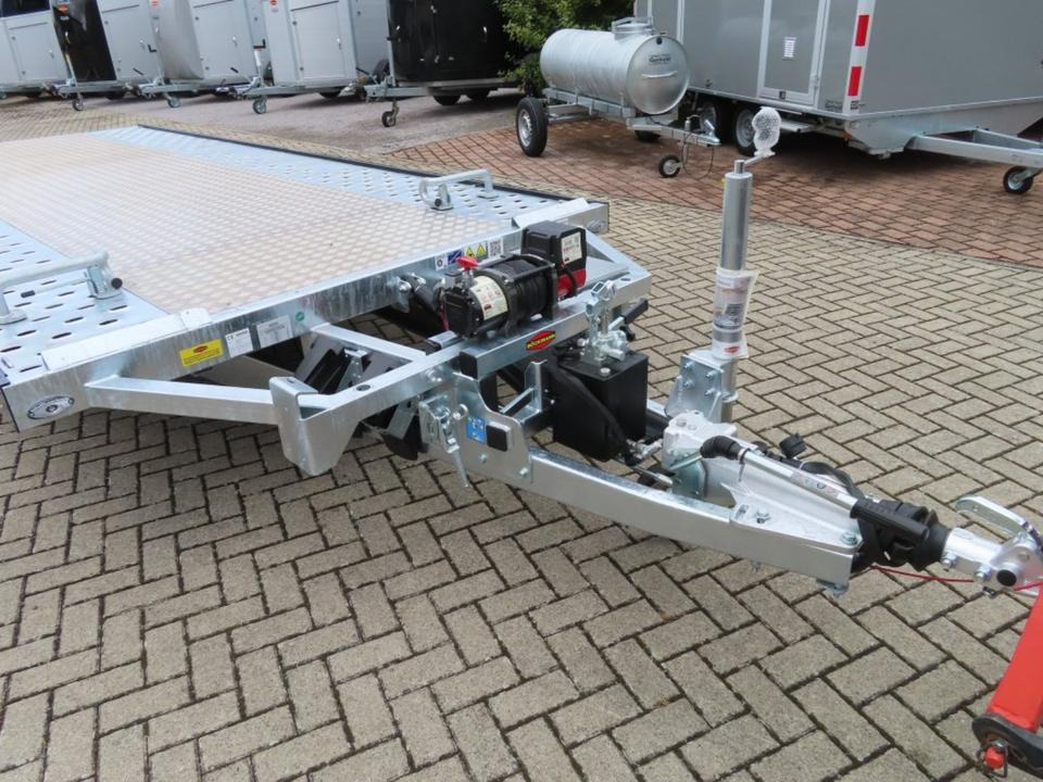 Böckmann PKW-Anhänger, Autotransporter 3,5to. E-Winde 100 km/h - Remolque portavehículos: foto 4 Böckmann PKW-Anhänger, Autotransporter 3,5to. E-Winde 100 km/h - Remolque portavehículos: foto 4