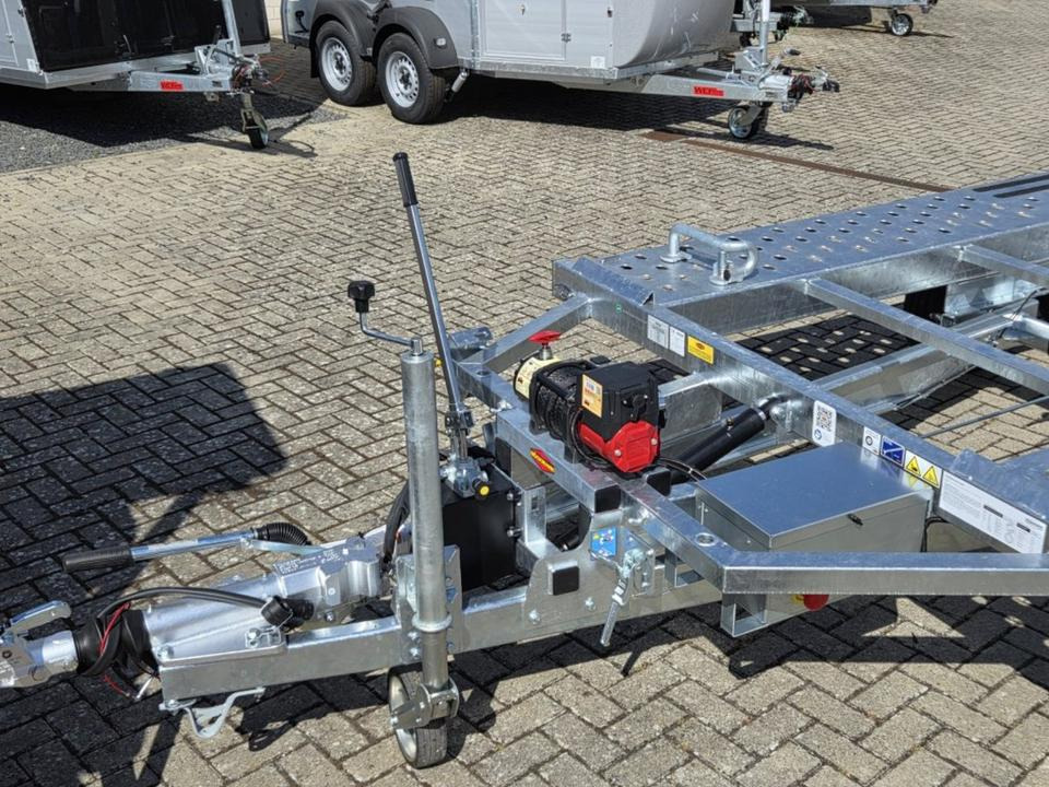 Böckmann PKW-Anhänger, Autotransporter 3,5to. E-Winde 100 km/h - Remolque portavehículos: foto 5 Böckmann PKW-Anhänger, Autotransporter 3,5to. E-Winde 100 km/h - Remolque portavehículos: foto 5