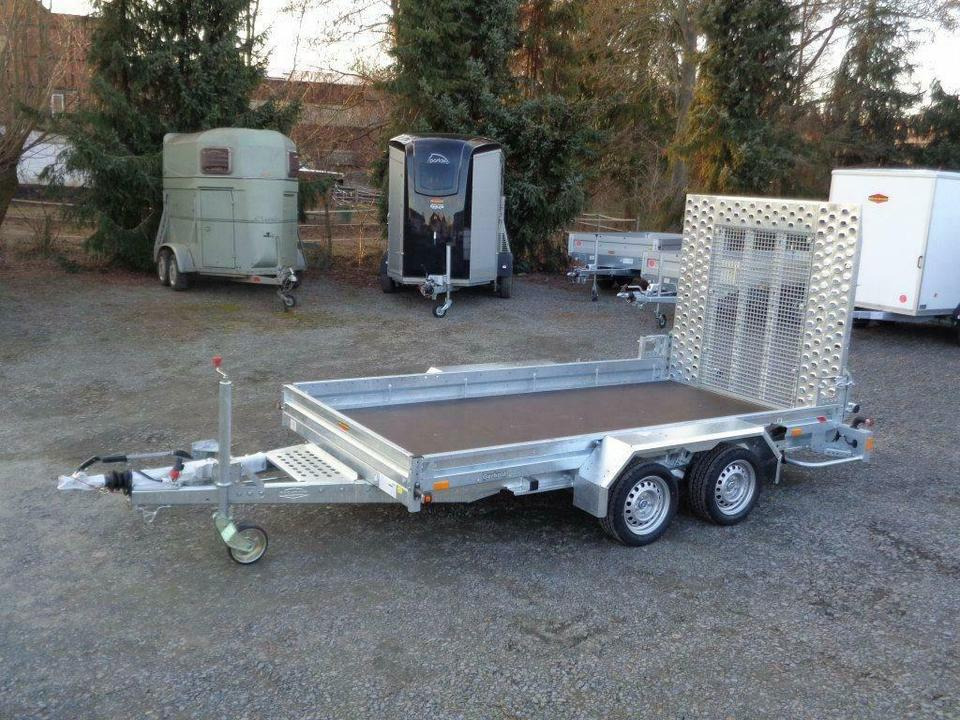 Remolque porta maquinaria Böckmann, PKW-Anhänger, Baumaschinentransporter, 3,5 to. 100 km/h: foto 14