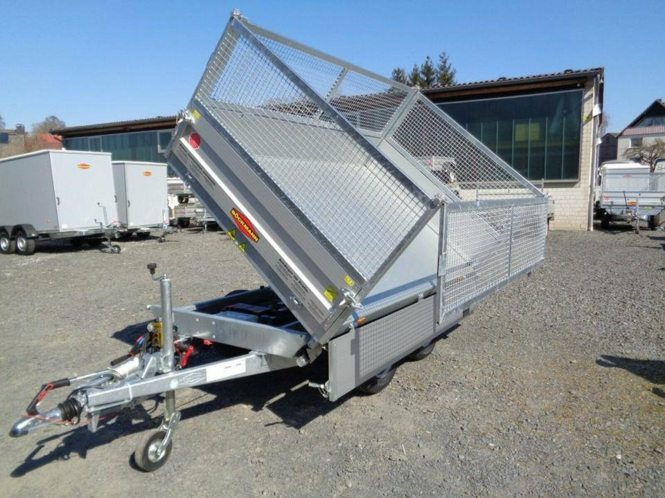 Böckmann PKW-Anhänger Elektro Dreiseitenkipper, 2,7 to - Remolque volquete: foto 1 Böckmann PKW-Anhänger Elektro Dreiseitenkipper, 2,7 to - Remolque volquete: foto 1