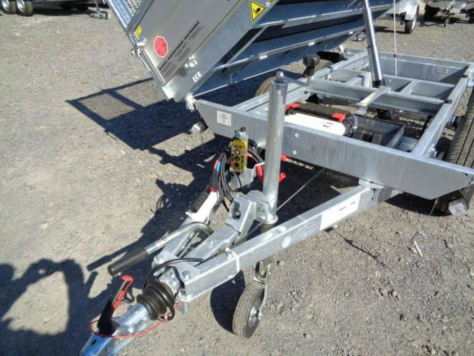 Böckmann PKW-Anhänger Elektro Dreiseitenkipper, 2,7 to - Remolque volquete: foto 4 Böckmann PKW-Anhänger Elektro Dreiseitenkipper, 2,7 to - Remolque volquete: foto 4
