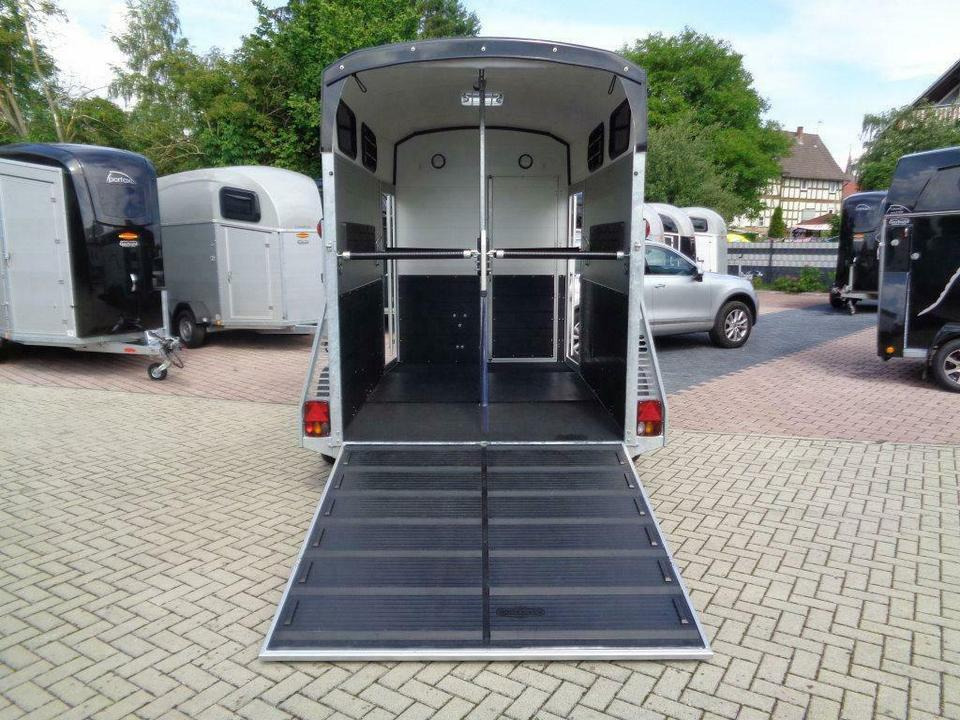 Böckmann Pferdeanhänger Big Portax WCF Videokamera - Remolque para caballos: foto 4 Böckmann Pferdeanhänger Big Portax WCF Videokamera - Remolque para caballos: foto 4