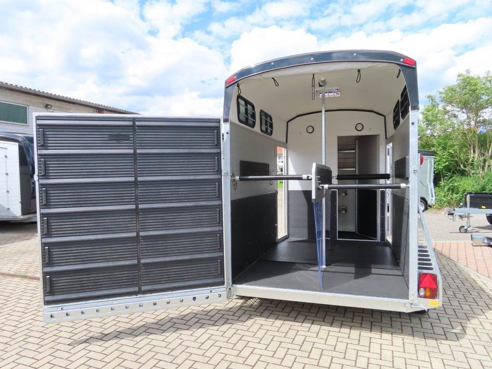 Böckmann Pferdeanhänger Big Portax WCF Vorb. Videokamera - Remolque para caballos: foto 5 Böckmann Pferdeanhänger Big Portax WCF Vorb. Videokamera - Remolque para caballos: foto 5