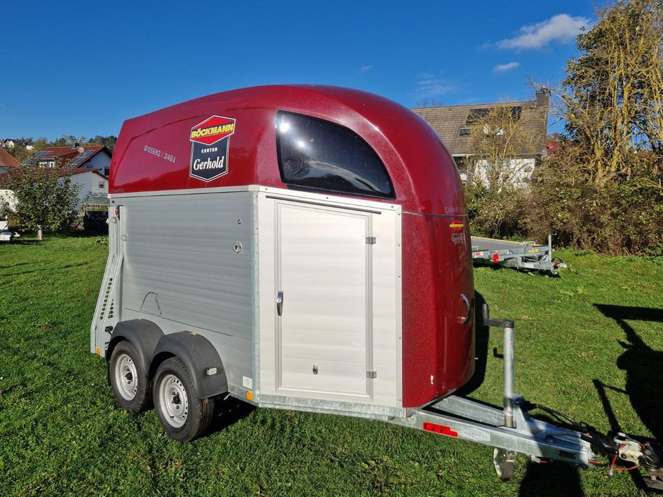 Böckmann Pferdeanhänger Champion R, SaKa., 100 km/h - Remolque para caballos: foto 3 Böckmann Pferdeanhänger Champion R, SaKa., 100 km/h - Remolque para caballos: foto 3