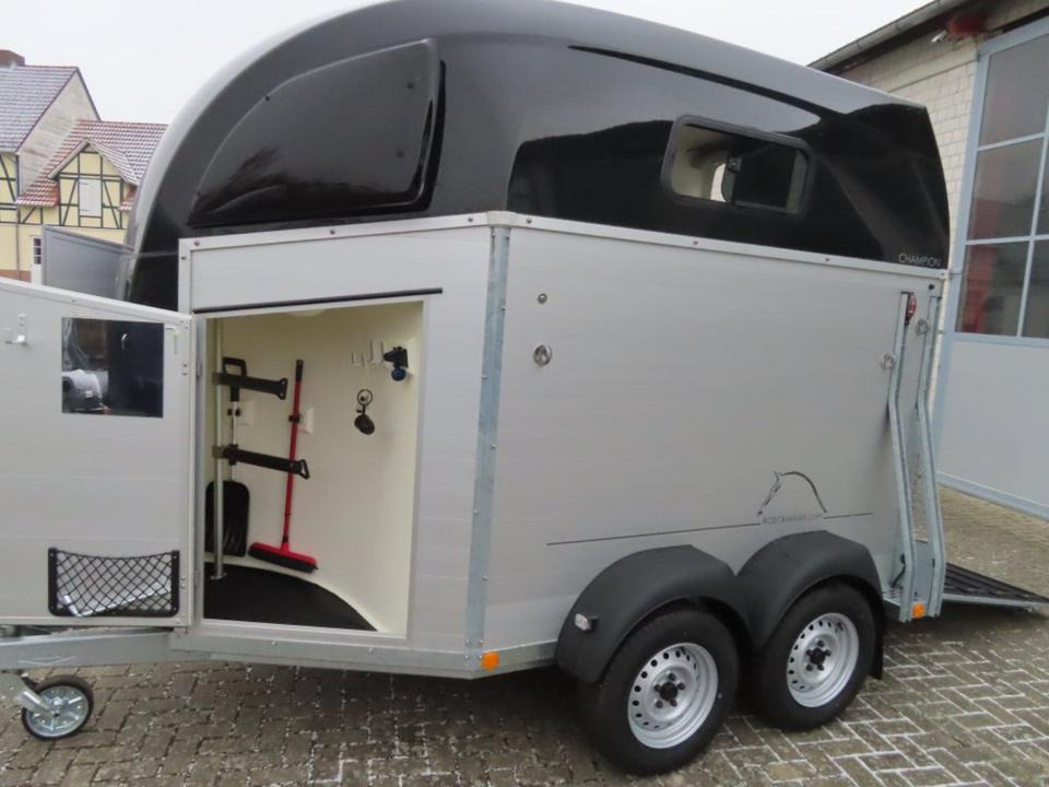 Remolque para caballos Böckmann Pferdeanhänger Champion R extra Fenster Dachlüfter SaKa.: foto 10