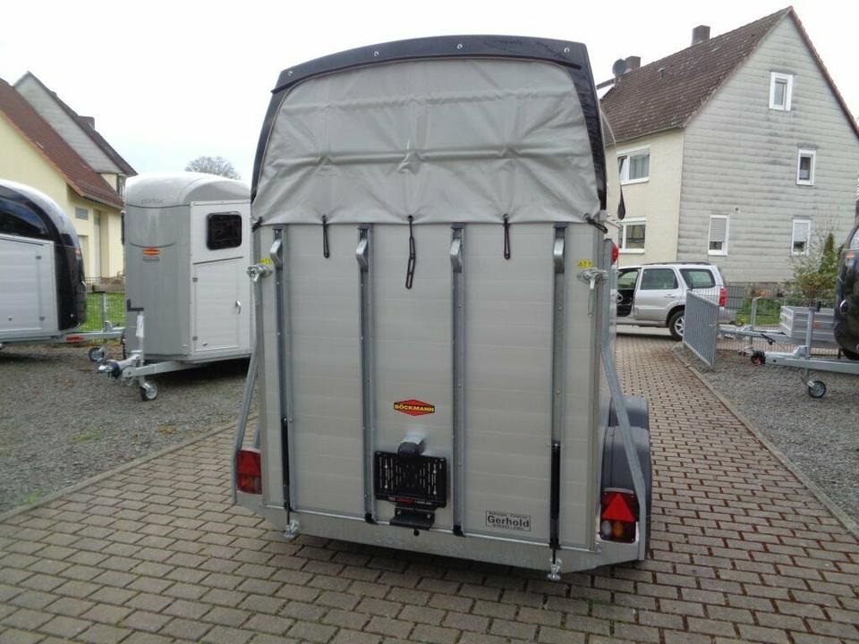 Remolque para caballos Böckmann, Pferdeanhänger, Champion s+b, 2,4to. Saka, 100 km/h: foto 6 Remolque para caballos Böckmann, Pferdeanhänger, Champion s+b, 2,4to. Saka, 100 km/h: foto 6