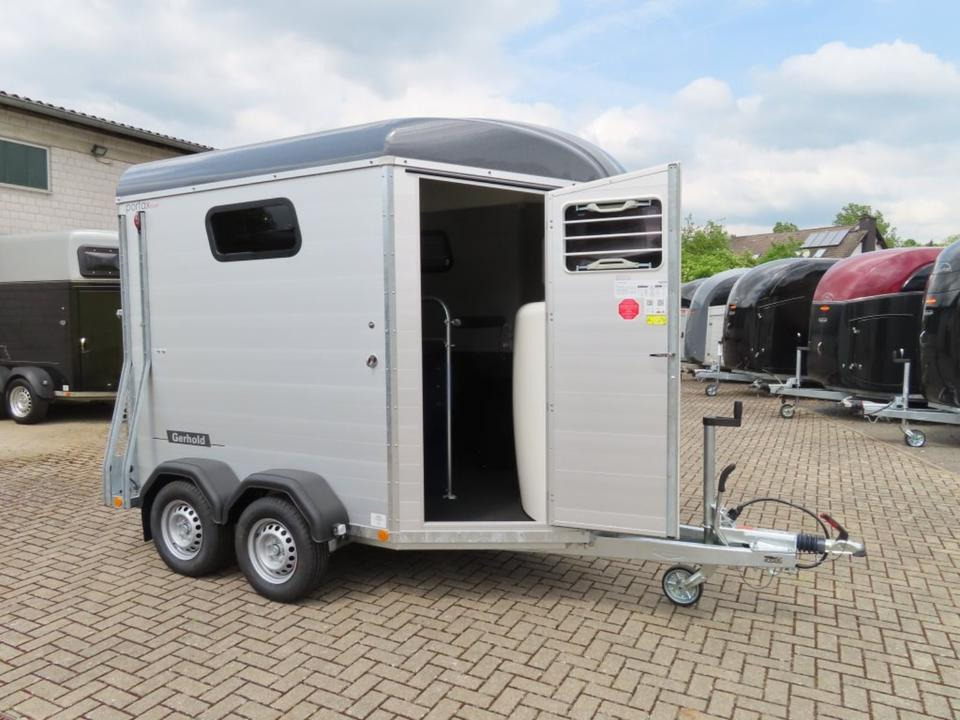 Böckmann Pferdeanhänger, Portax,Sondermodell Aluboden, Sattelkam. - Remolque para caballos: foto 2 Böckmann Pferdeanhänger, Portax,Sondermodell Aluboden, Sattelkam. - Remolque para caballos: foto 2