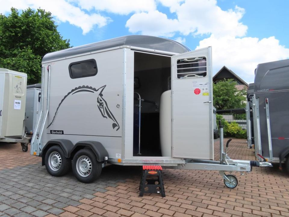 Böckmann Pferdeanhänger, Portax,Sondermodell Aluboden, Sattelkam. - Remolque para caballos: foto 5 Böckmann Pferdeanhänger, Portax,Sondermodell Aluboden, Sattelkam. - Remolque para caballos: foto 5