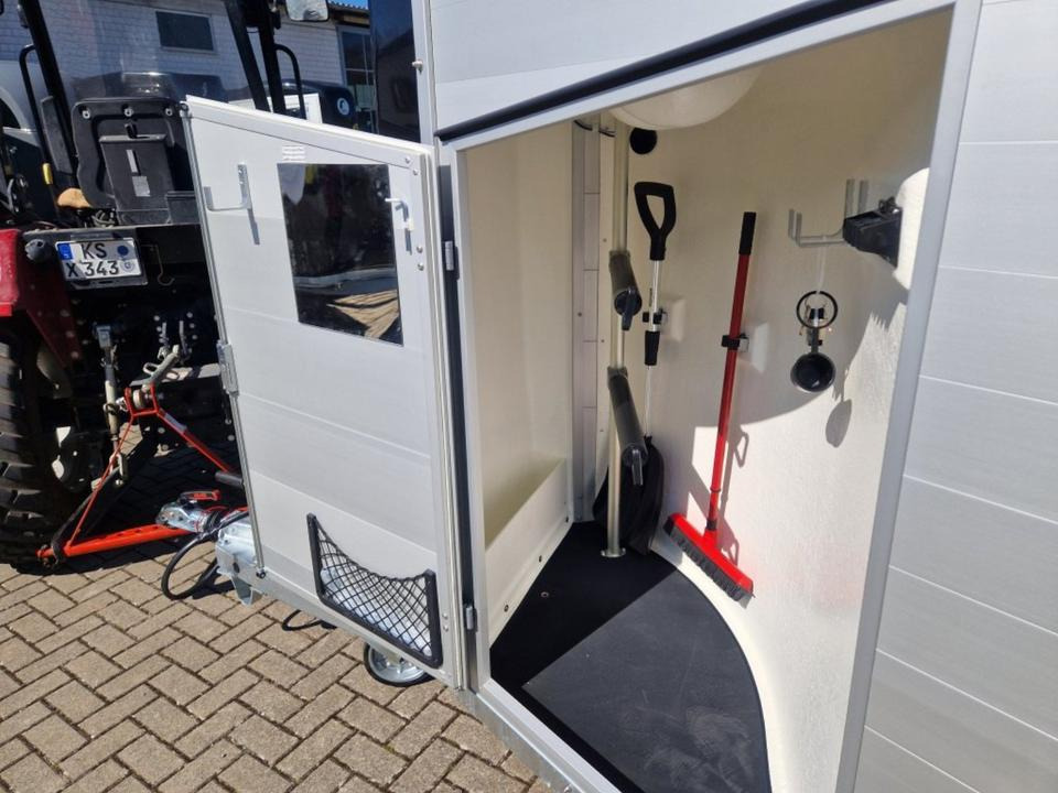 Pferdeanhänger Böckmann Portax Esprit Nex Gen Saka Flügeltür 2,4t - Remolque para caballos: foto 5 Pferdeanhänger Böckmann Portax Esprit Nex Gen Saka Flügeltür 2,4t - Remolque para caballos: foto 5