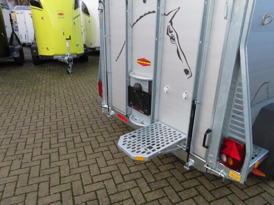 Leasing para  Pferdeanhänger Böckmann Portax L-SR 23 WCF 100km/h Pferdeanhänger Böckmann Portax L-SR 23 WCF 100km/h: foto 10