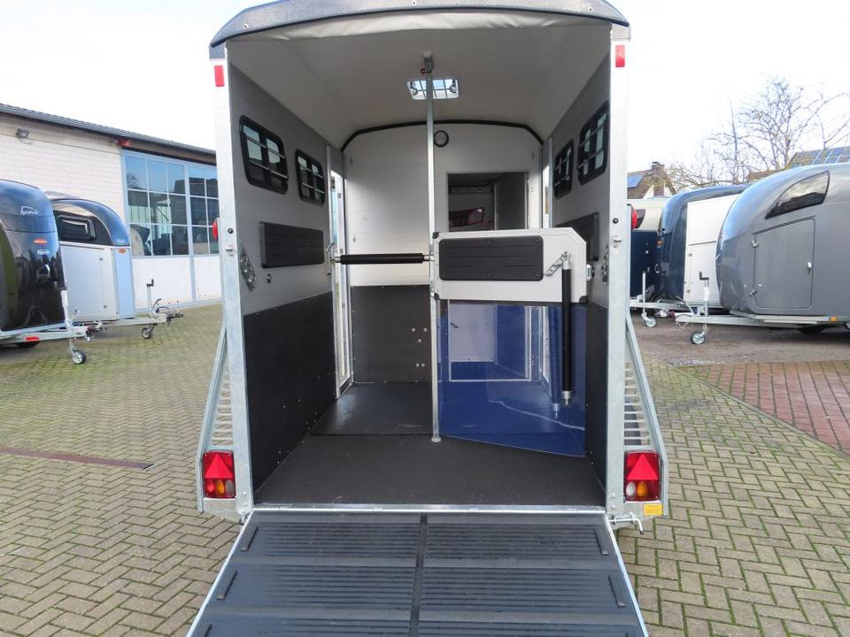 Leasing para  Pferdeanhänger Böckmann Portax L-SR 23 WCF 100km/h Pferdeanhänger Böckmann Portax L-SR 23 WCF 100km/h: foto 18