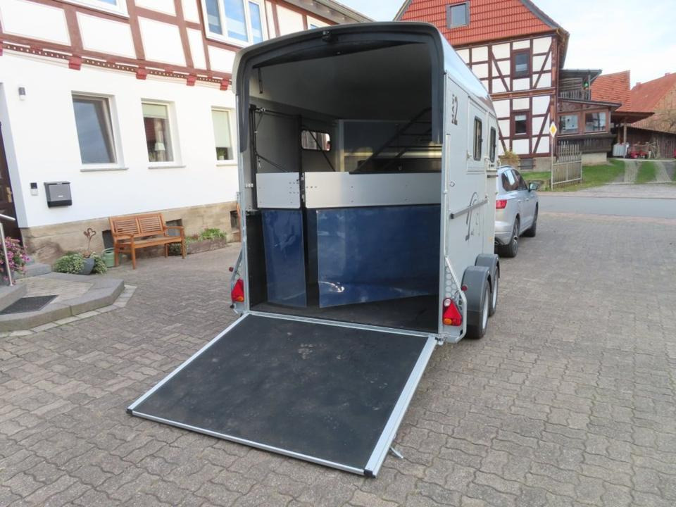 Remolque para caballos Pferdeanhänger Cheval Liberte MAXI 2 Sattelraum 100 km/h Kamera: foto 12