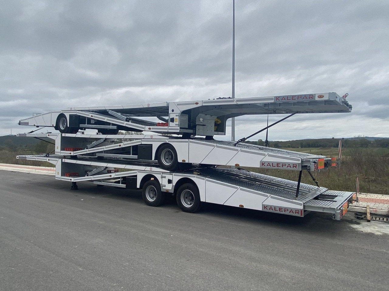 KALEPAR KLP119V4 4er-Autotransporter 1xAchse VDI - Semirremolque portavehículos: foto 3 KALEPAR KLP119V4 4er-Autotransporter 1xAchse VDI - Semirremolque portavehículos: foto 3
