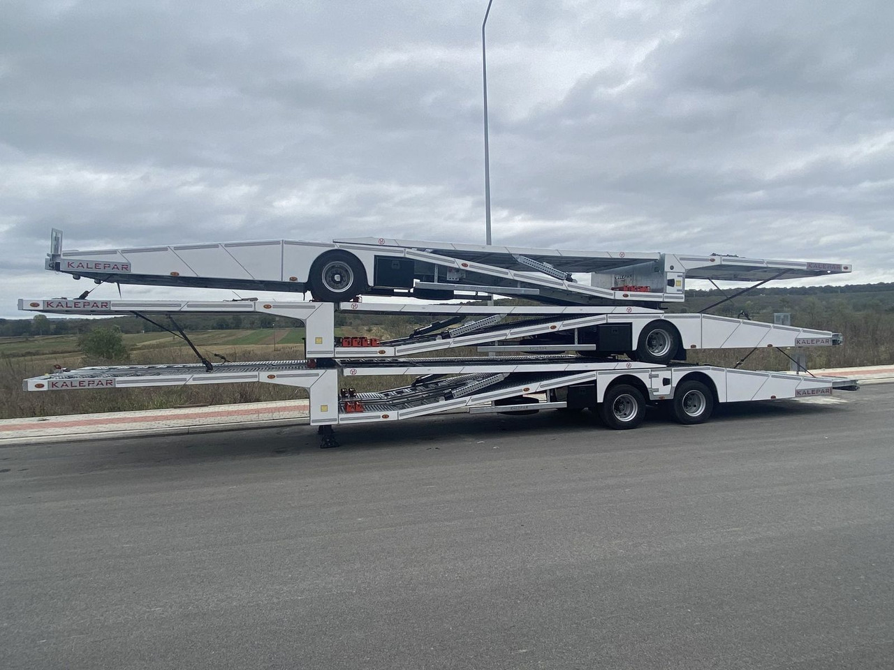 KALEPAR KLP119V4 4er-Autotransporter 1xAchse VDI - Semirremolque portavehículos: foto 2 KALEPAR KLP119V4 4er-Autotransporter 1xAchse VDI - Semirremolque portavehículos: foto 2