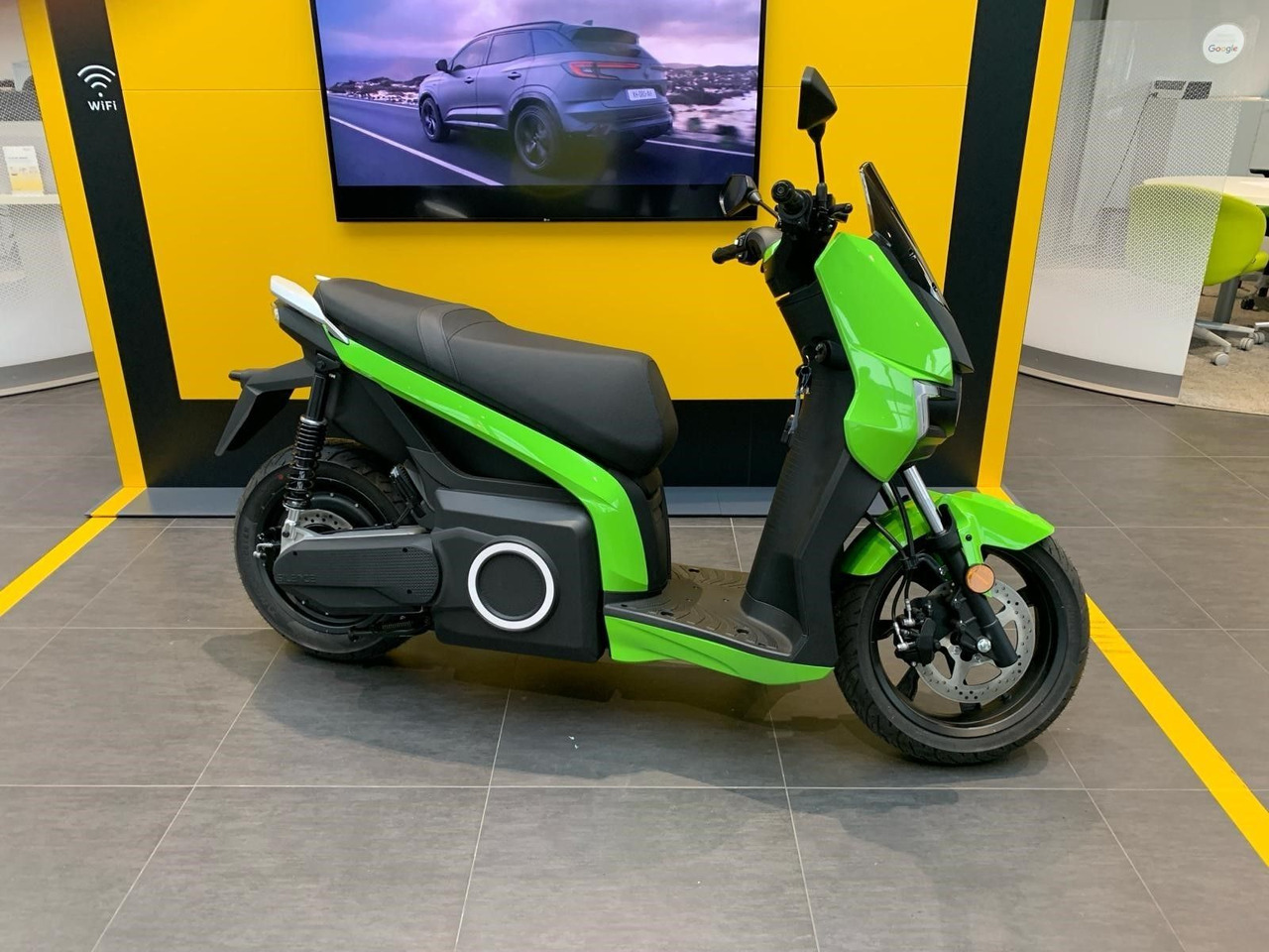 Silence S01 L3e Connected 95km/h (5,6 kWh) ELEKTROROLLER - Motocicleta: foto 5 Silence S01 L3e Connected 95km/h (5,6 kWh) ELEKTROROLLER - Motocicleta: foto 5