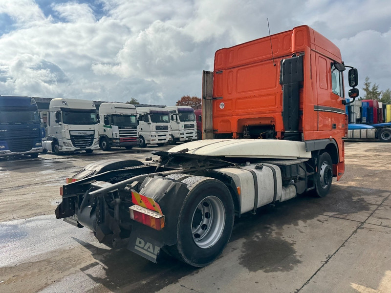 DAF 105 XF 460 Space Cab (MANUAL GEARBOX / BOITE MANUELLE) - Cabeza tractora: foto 5 DAF 105 XF 460 Space Cab (MANUAL GEARBOX / BOITE MANUELLE) - Cabeza tractora: foto 5